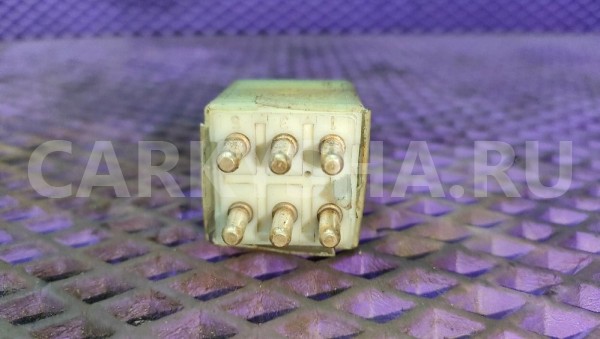 Реле стеклоподъемников Mercedes-Benz W124 Mercedes-Benz W124 оригинальный номер 0015427819