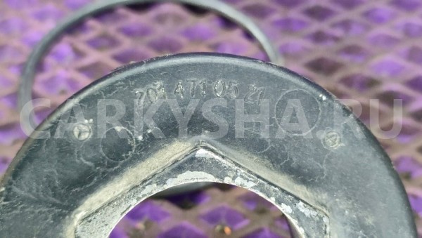 Гайка датчика уровня топлива Mercedes-Benz W124 Mercedes-Benz 190 (W201) оригинальный номер 2014710521