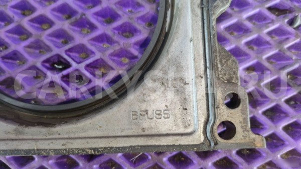 Крышка коленвала задняя Mercedes-Benz W210 Mercedes-Benz E-klasse 