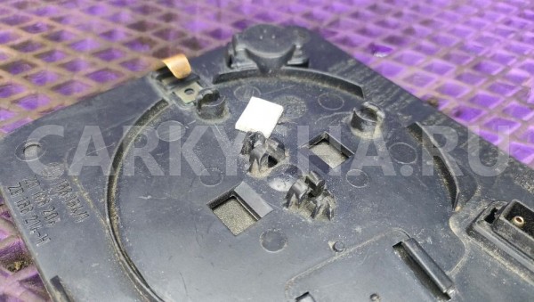 Зеркальный элемент правый Mercedes-Benz W124 Mercedes-Benz W124 оригинальный номер 1248110822