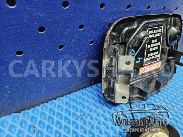 Лючок бензобака Pajero 4 крышка топливного бака Mitsubishi i 